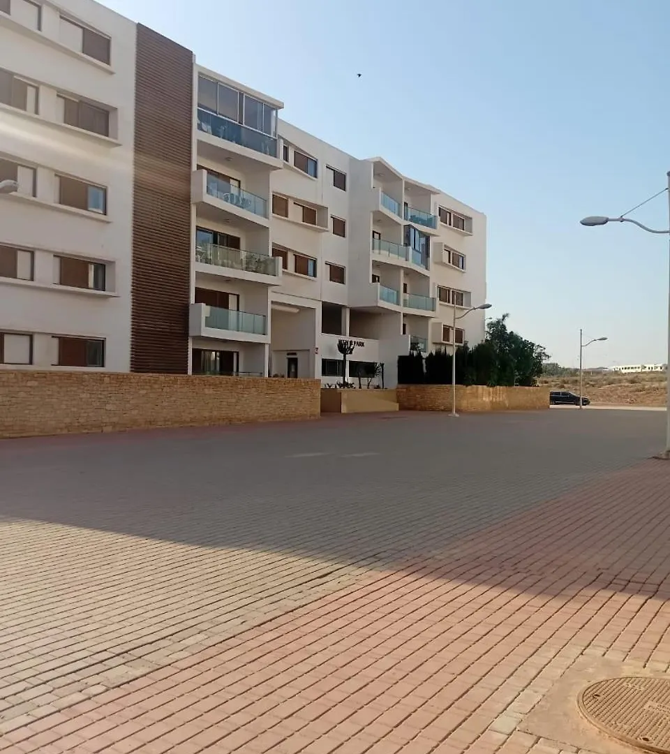 Agadirbay Ikenparc Centre Piscine , Et Plage A 5Mnts A Pieds 公寓